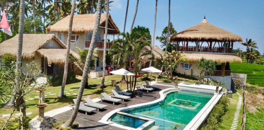 10 bedrooms Villa in Kediri, Indonesia No. 11330