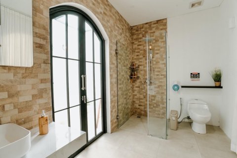300m2 Villa in Ungasan, Badung, Indonesia No. 13677 17
