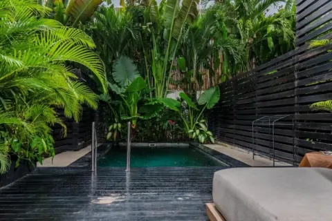2 bedrooms Villa in Canggu, Badung, Indonesia No. 13136 2