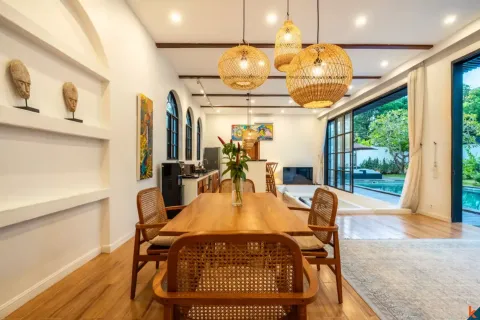 2 bedrooms Villa in Jimbaran, Badung, Indonesia No. 13134 17