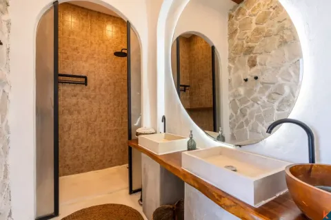 2 bedrooms Villa in Jimbaran, Badung, Indonesia No. 13134 23