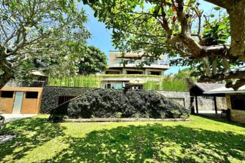 3 bedrooms Villa in South Kuta, Badung, Indonesia No. 1135 28