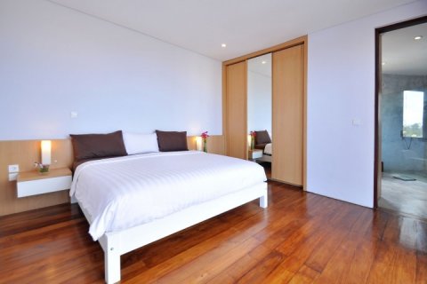 3 bedrooms Villa in South Kuta, Badung, Indonesia No. 1135 13