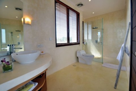 3 bedrooms Villa in South Kuta, Badung, Indonesia No. 1135 24