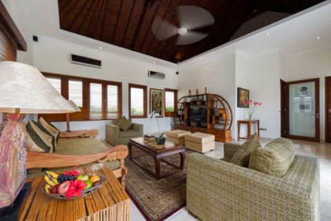 Вилла с 2 спальнями в Seminyak, Бадунг, Индонезия № 1130 6