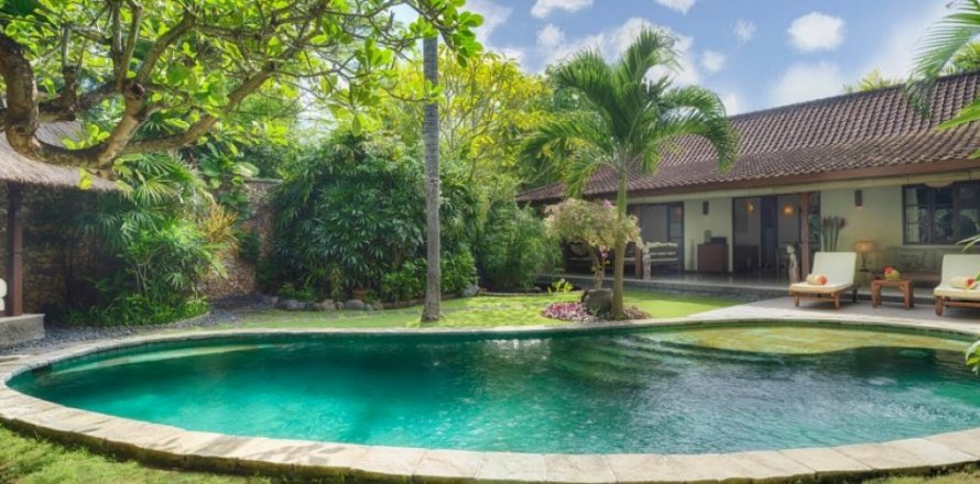 2 bedrooms Villa in Seminyak, Badung, Indonesia No. 1134