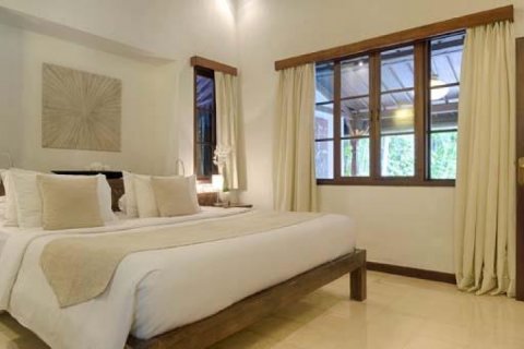 2 bedrooms Villa in Seminyak, Badung, Indonesia No. 1134 12