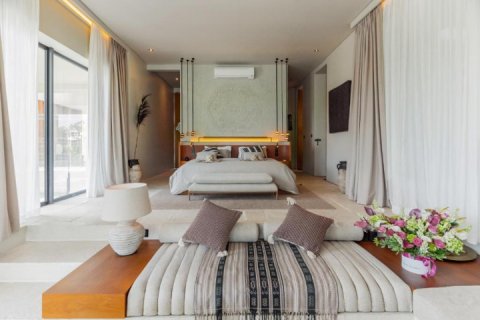 5 bedrooms Villa in Canggu, Badung, Indonesia No. 8098 21