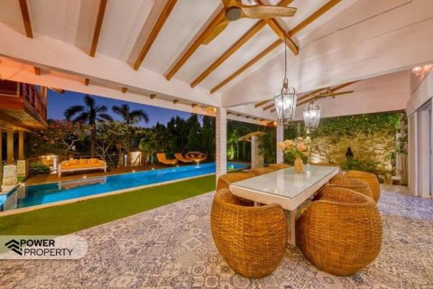 Вилла с 6 спальнями в Canggu, Бадунг, Индонезия № 8103 23