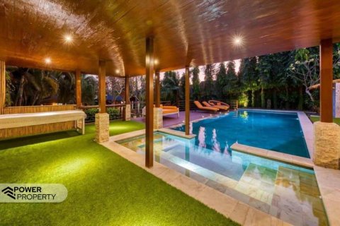 Вилла с 6 спальнями в Canggu, Бадунг, Индонезия № 8103 16