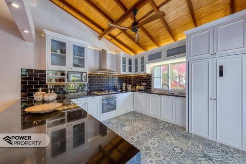 Вилла с 6 спальнями в Canggu, Бадунг, Индонезия № 8103 21
