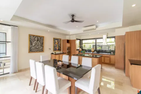 3 bedrooms Villa in Jimbaran, Badung, Indonesia No. 10216 5