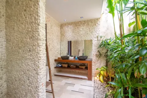 3 bedrooms Villa in Seminyak, Badung, Indonesia No. 10217 21