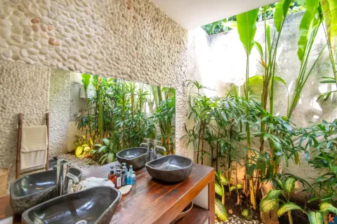 3 bedrooms Villa in Seminyak, Badung, Indonesia No. 10217 22