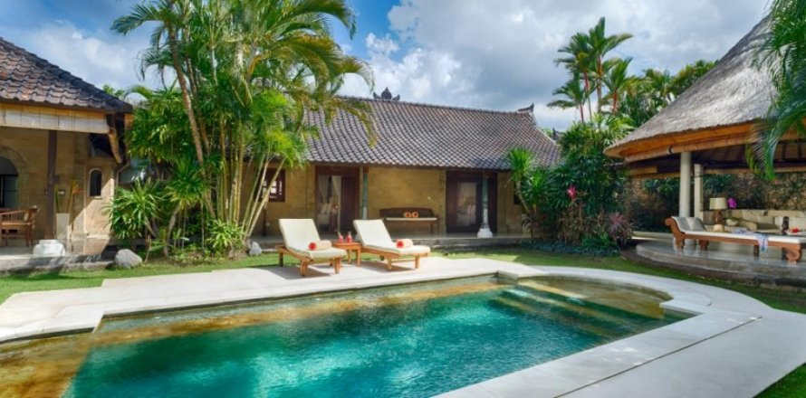 Вилла с 2 спальнями в Seminyak, Бадунг, Индонезия № 1064