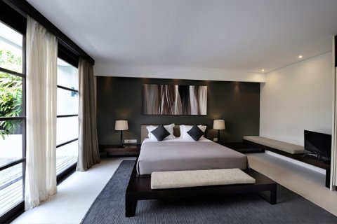 2 bedrooms Villa in Seminyak, Badung, Indonesia No. 1063 3