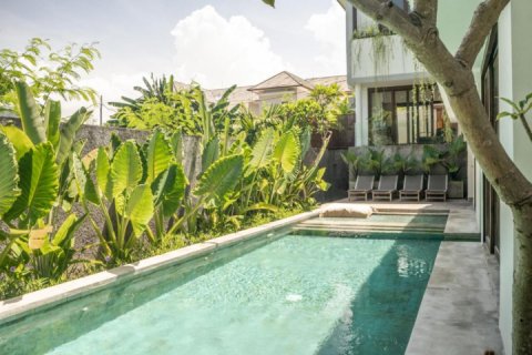 4 bedrooms Villa in Canggu, Badung, Indonesia No. 1061