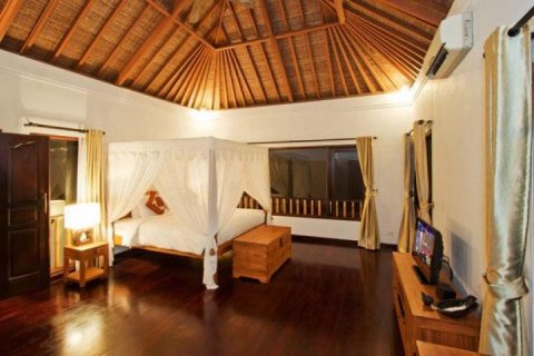 4 bedrooms Villa in Canggu, Badung, Indonesia No. 1061 22