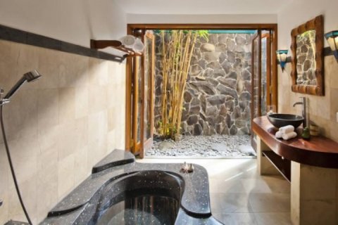 4 bedrooms Villa in Canggu, Badung, Indonesia No. 1061 15