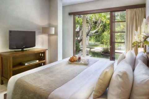 2 bedrooms Villa in Seminyak, Badung, Indonesia No. 1065 13