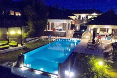 4 bedrooms Villa in South Kuta, Badung, Indonesia No. 7843 5
