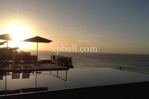 4 bedrooms Villa in South Kuta, Badung, Indonesia No. 7843 4