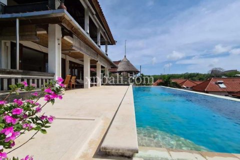 5 bedrooms Villa in South Kuta, Badung, Indonesia No. 7841 12