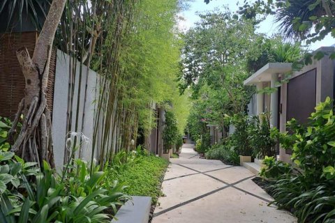 Вилла с 3 спальнями в Nusa Dua, Бадунг, Индонезия № 313 3
