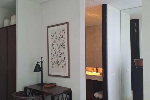 Вилла с 3 спальнями в Nusa Dua, Бадунг, Индонезия № 313 4