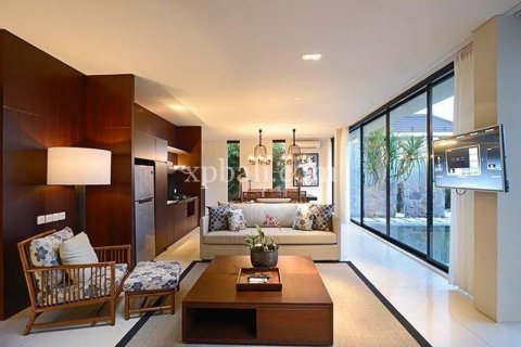 Вилла с 3 спальнями в Nusa Dua, Бадунг, Индонезия № 313 20
