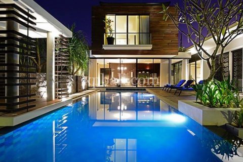 Вилла с 3 спальнями в Nusa Dua, Бадунг, Индонезия № 313 13