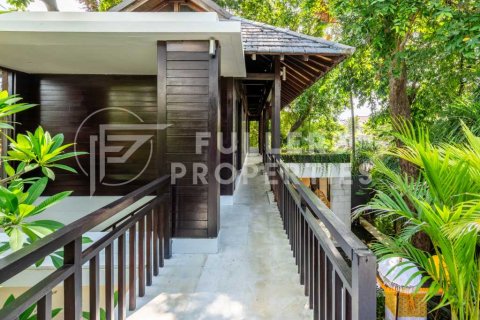 Вилла 800м2 в Seminyak, Бадунг, Индонезия № 13665 12