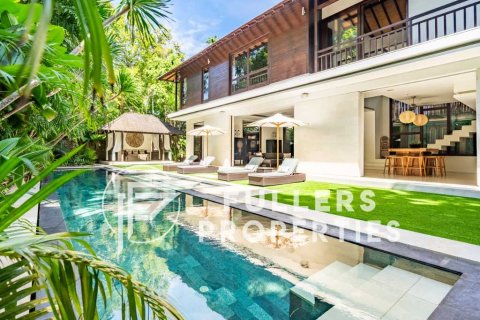 Studio Villa in Seminyak, Badung, Indonesia No. 13665
