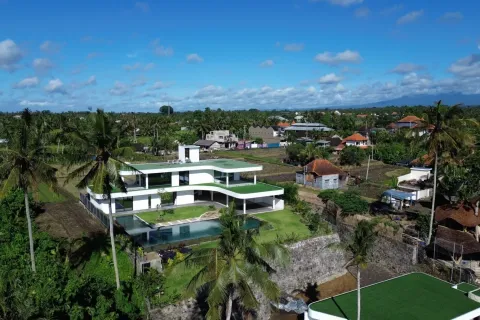 4 bedrooms Villa in Ubud, Gianyar, Indonesia No. 10658 3