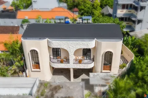 2 bedrooms Villa in Seminyak, Badung, Indonesia No. 10659