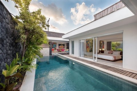 2 bedrooms Villa in Seminyak, Badung, Indonesia No. 1622 2