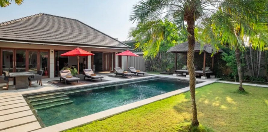 2 bedrooms Villa in Seminyak, Badung, Indonesia No. 1622