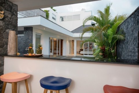 2 bedrooms Villa in Seminyak, Badung, Indonesia No. 1622 5