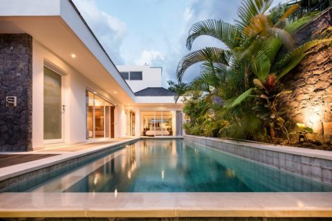 2 bedrooms Villa in Seminyak, Badung, Indonesia No. 1622 7