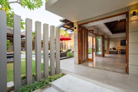2 bedrooms Villa in Seminyak, Badung, Indonesia No. 1622 15