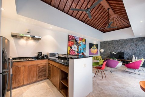 2 bedrooms Villa in Seminyak, Badung, Indonesia No. 1622 3