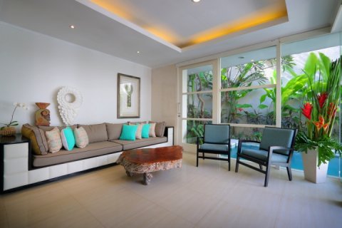 2 bedrooms Villa in Seminyak, Badung, Indonesia No. 1623 2
