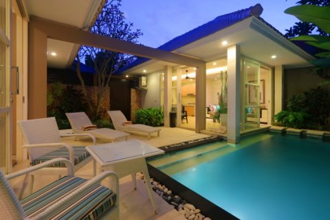2 bedrooms Villa in Seminyak, Badung, Indonesia No. 1623 8