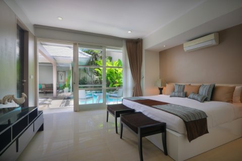 2 bedrooms Villa in Seminyak, Badung, Indonesia No. 1623 20