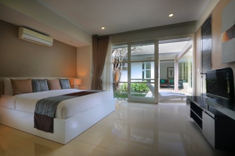 2 bedrooms Villa in Seminyak, Badung, Indonesia No. 1623 15