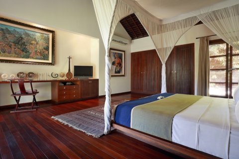 3 bedrooms Villa in Seminyak, Badung, Indonesia No. 689 13