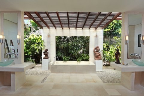 3 bedrooms Villa in Seminyak, Badung, Indonesia No. 689 11