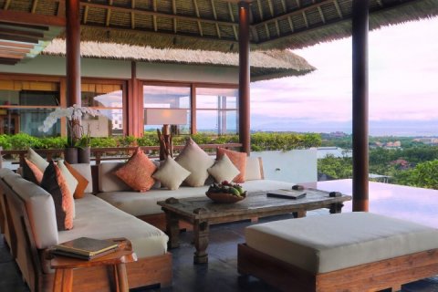 6 bedrooms Villa in South Kuta, Badung, Indonesia No. 690 6