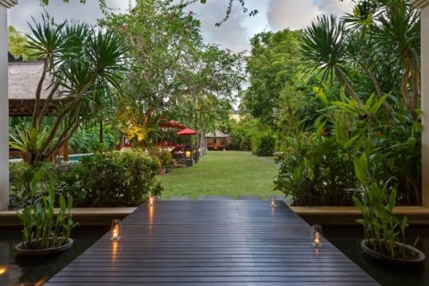 6 bedrooms Villa in Seminyak, Badung, Indonesia No. 692 19