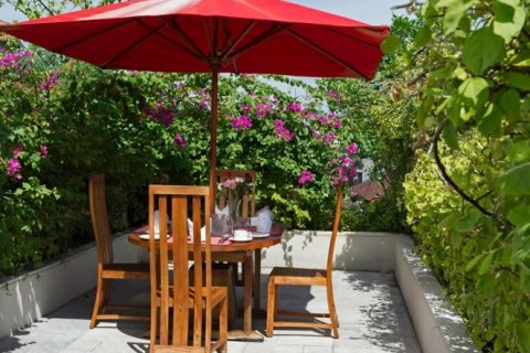 6 bedrooms Villa in Seminyak, Badung, Indonesia No. 692 24